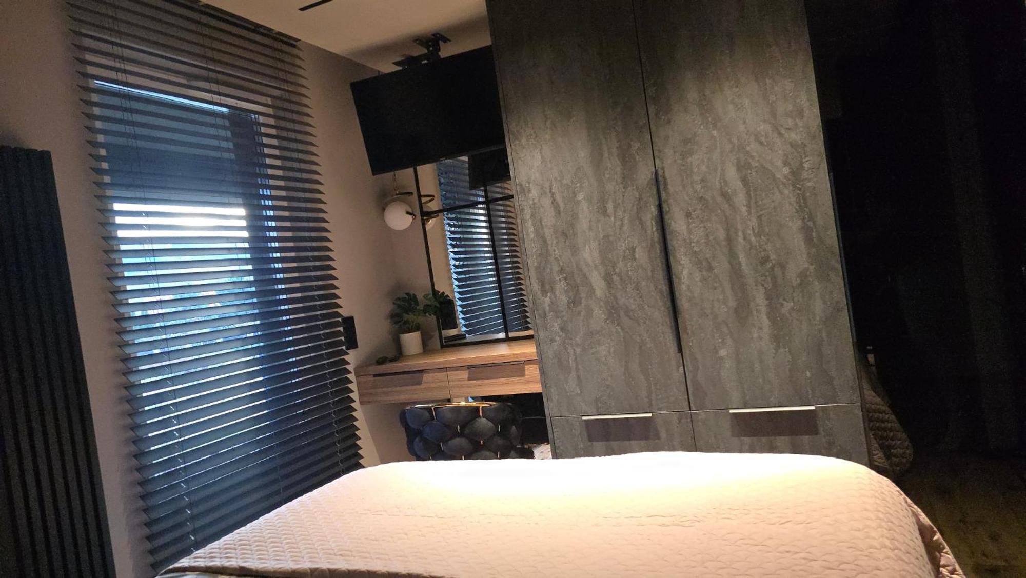 Apartament Dark Prestige New ! - Dostep 24H, Projektor , Garaz Podziemny , Klimatyzacja , Duzy Taras Kielce Eksteriør bilde