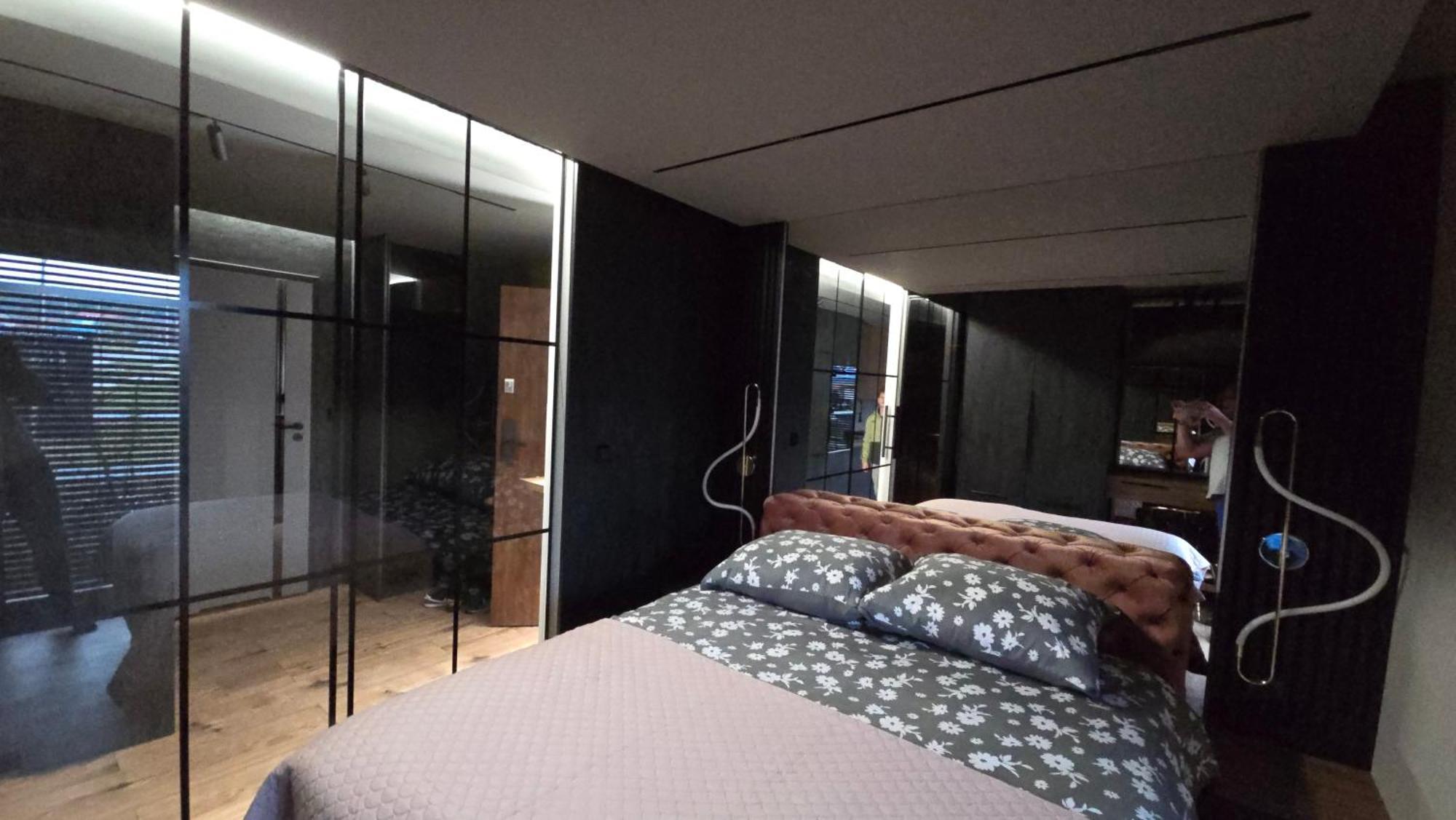 Apartament Dark Prestige New ! - Dostep 24H, Projektor , Garaz Podziemny , Klimatyzacja , Duzy Taras Kielce Eksteriør bilde