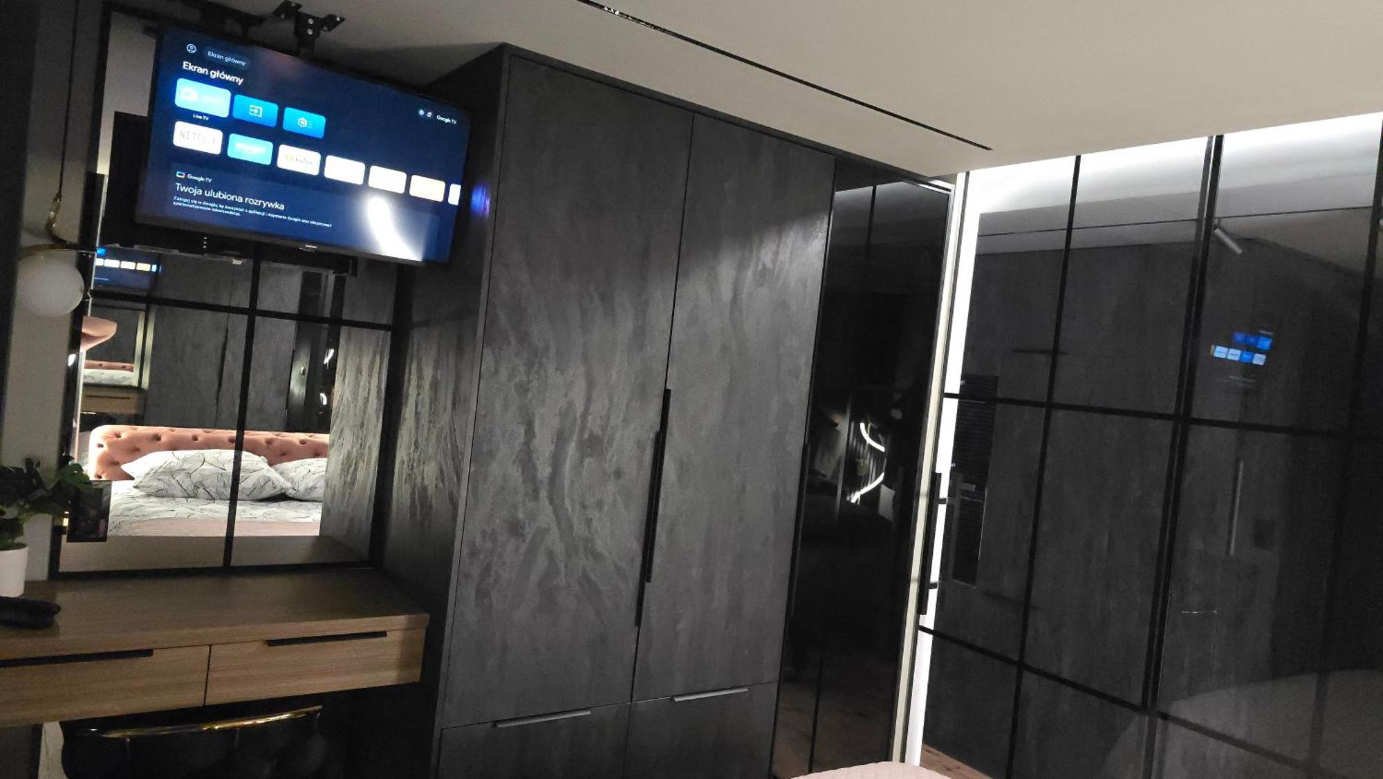 Apartament Dark Prestige New ! - Dostep 24H, Projektor , Garaz Podziemny , Klimatyzacja , Duzy Taras Kielce Eksteriør bilde